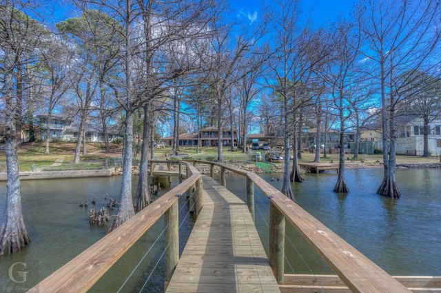 1768 Willow Point Drive, Shreveport, LA 71119