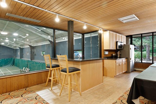 6115 Lincoln Drive 353, Edina, MN 55436