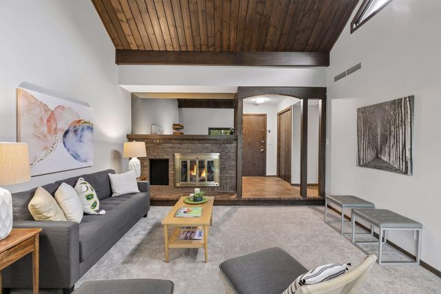 6115 Lincoln Drive 353, Edina, MN 55436