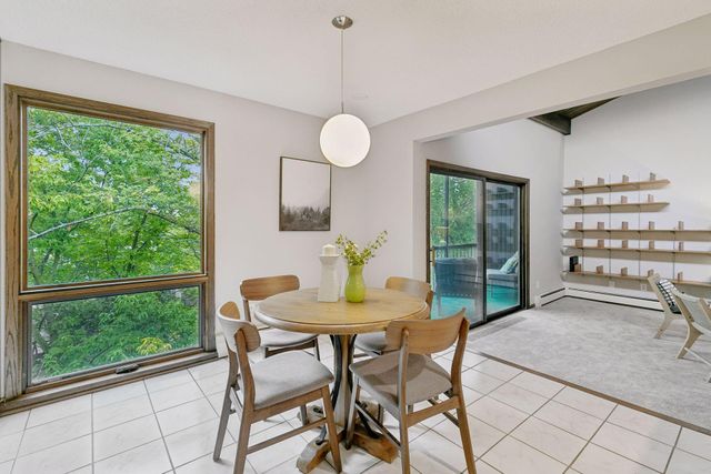 6115 Lincoln Drive 353, Edina, MN 55436