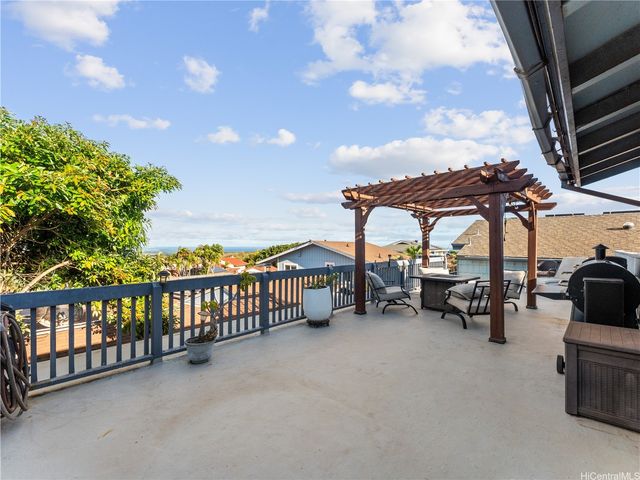 92-1217 Uahanai Street, Kapolei, HI 96707