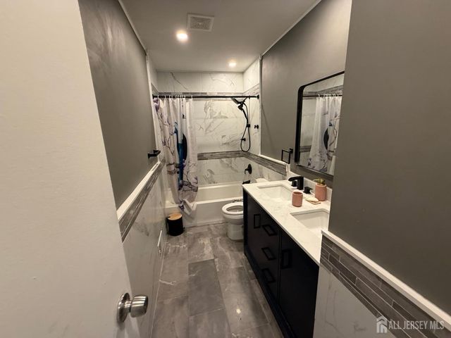 25 bartman Road, East Brunswick, NJ 08816