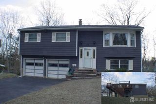 25 bartman Road, East Brunswick, NJ 08816