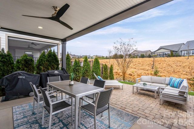 511 Bowline Drive, Denver, NC 28037