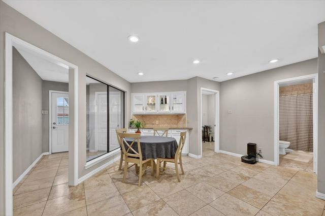 611 Harvest Glen Drive, Richardson, TX 75081