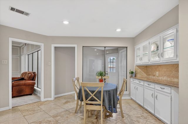 611 Harvest Glen Drive, Richardson, TX 75081