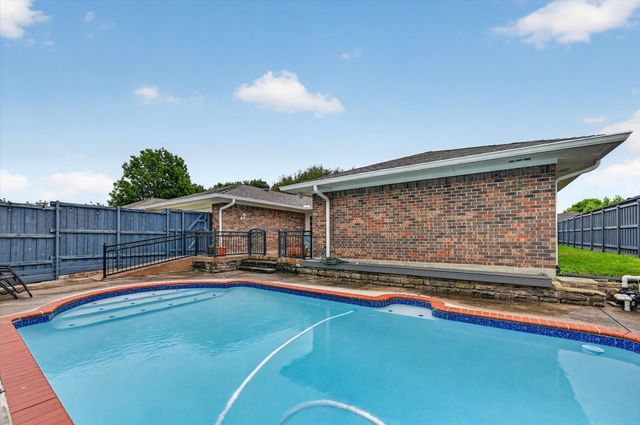 611 Harvest Glen Drive, Richardson, TX 75081