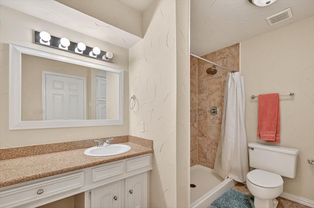 611 Harvest Glen Drive, Richardson, TX 75081
