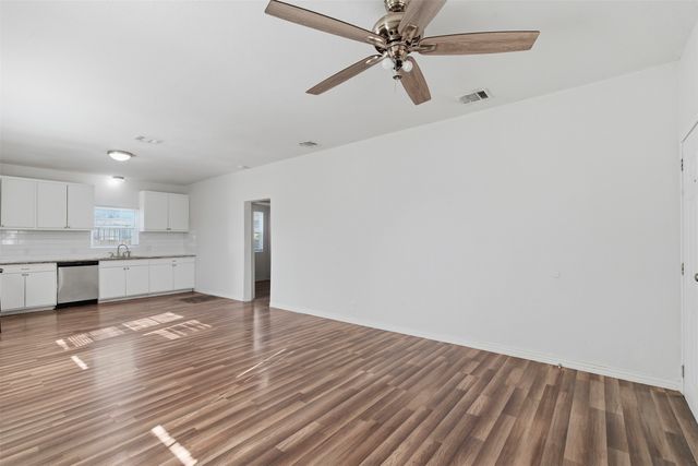 900 W Morgan Street, Denison, TX 75020