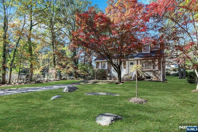 103 E Mahwah Road, Mahwah, NJ 07430