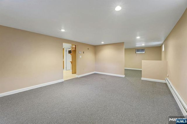 103 E Mahwah Road, Mahwah, NJ 07430