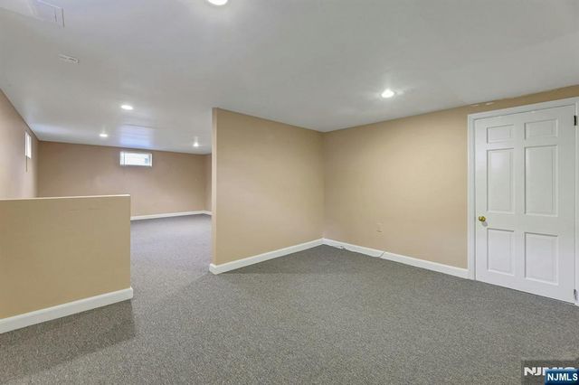 103 E Mahwah Road, Mahwah, NJ 07430