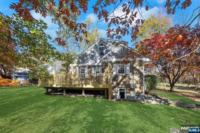 103 E Mahwah Road, Mahwah, NJ 07430