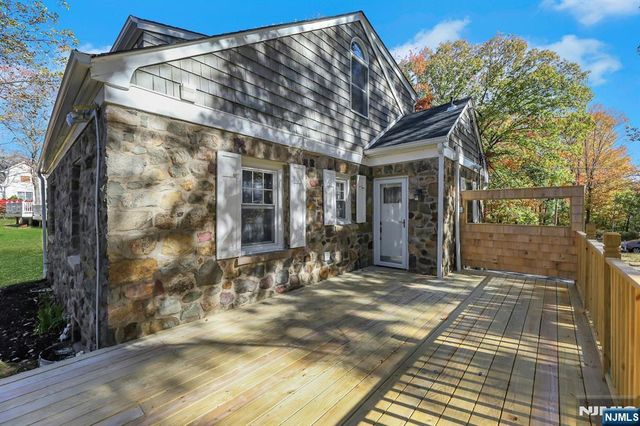 103 E Mahwah Road, Mahwah, NJ 07430