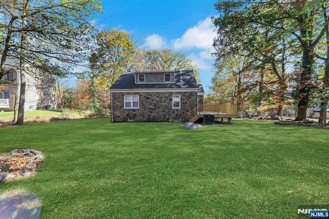 103 E Mahwah Road, Mahwah, NJ 07430