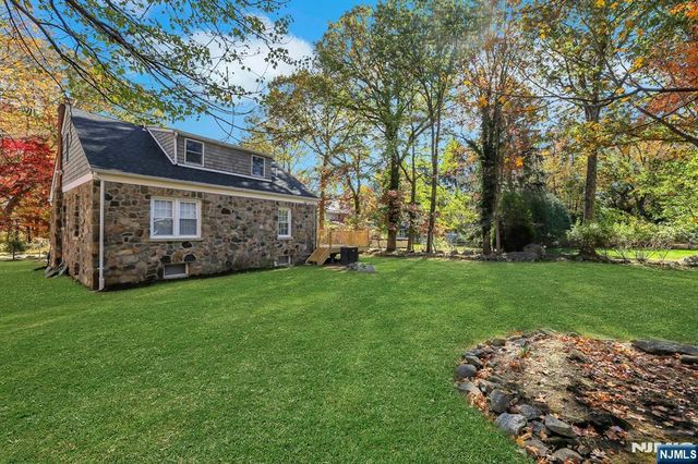 103 E Mahwah Road, Mahwah, NJ 07430