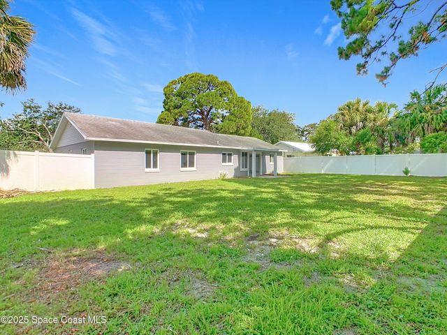 819 W Whitmire Drive, Melbourne, FL 32935