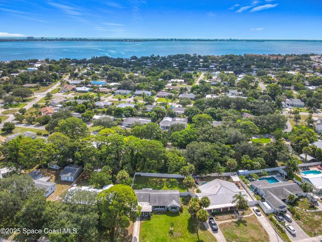 819 W Whitmire Drive, Melbourne, FL 32935