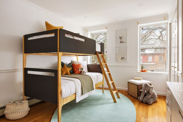 10 SIDNEY Place, New York City, NY 11201