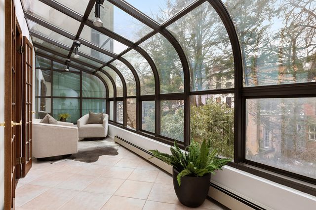 10 SIDNEY Place, New York City, NY 11201