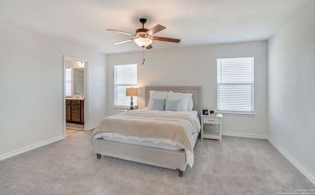 1806 OVERLOOK BND, San Antonio, TX 78245