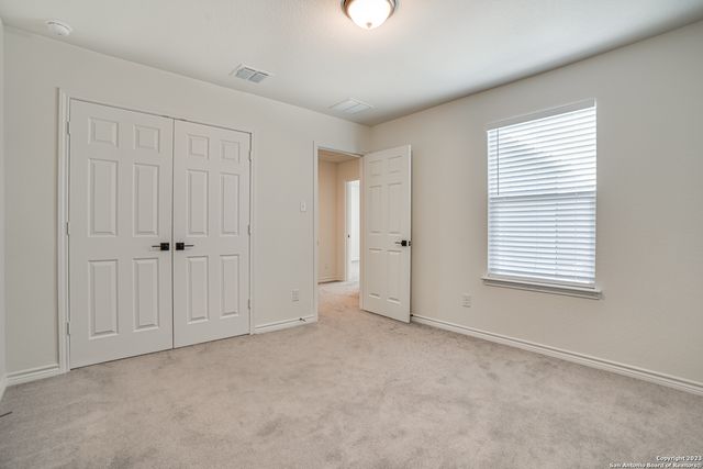 1806 OVERLOOK BND, San Antonio, TX 78245