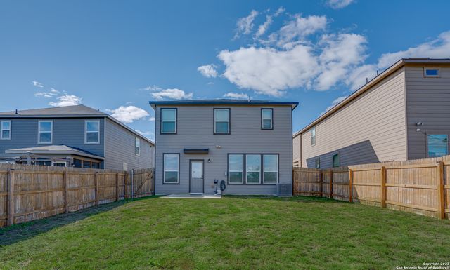1806 OVERLOOK BND, San Antonio, TX 78245