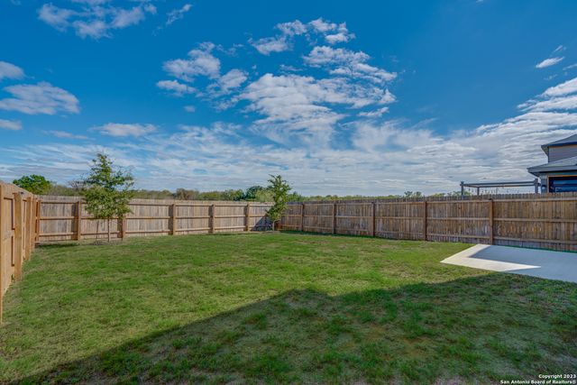 1806 OVERLOOK BND, San Antonio, TX 78245