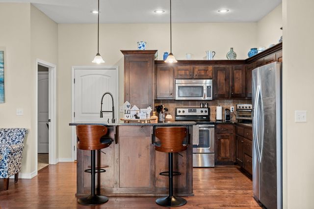 321 Southwoods Way, Branson, MO 65616