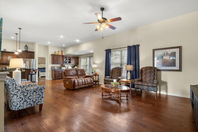 321 Southwoods Way, Branson, MO 65616