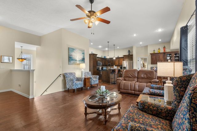 321 Southwoods Way, Branson, MO 65616