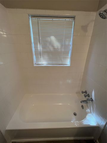 1622 Centerville Road, Dallas, TX 75228