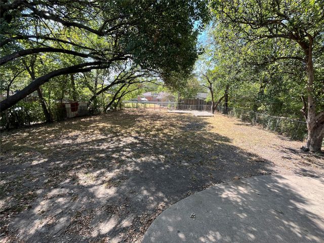 1622 Centerville Road, Dallas, TX 75228