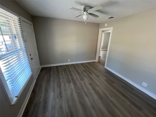 1622 Centerville Road, Dallas, TX 75228