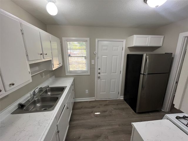 1622 Centerville Road, Dallas, TX 75228