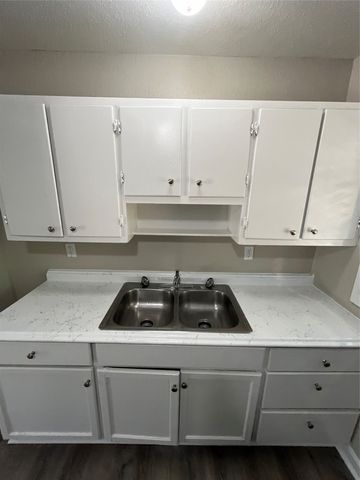 1622 Centerville Road, Dallas, TX 75228