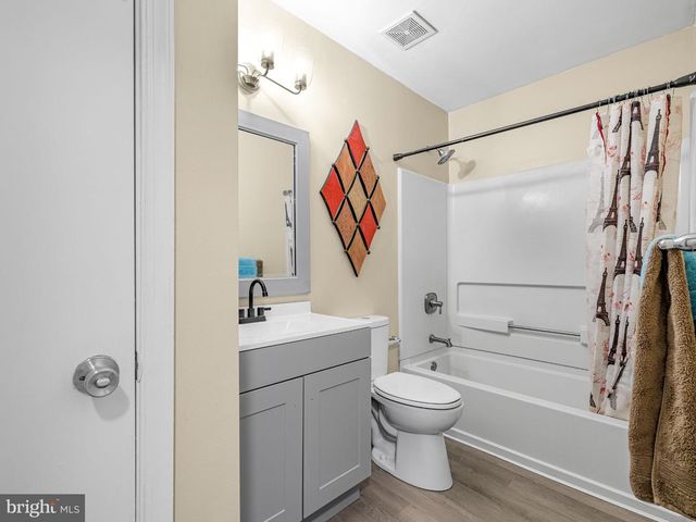 1 SEQUOIA CT, Bear, DE 19701