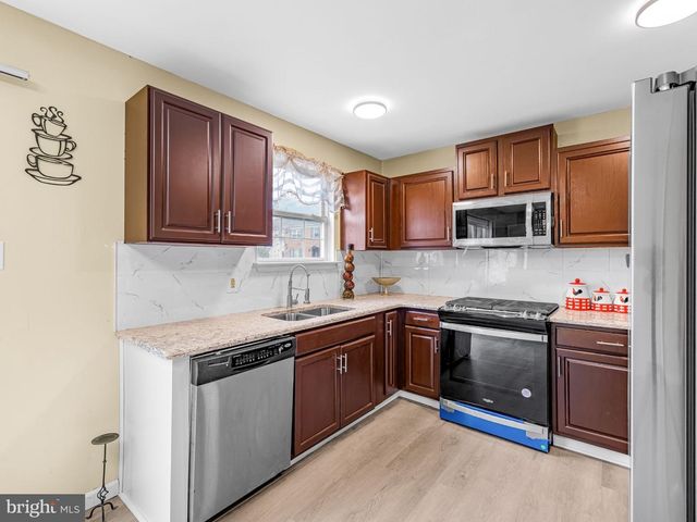 1 SEQUOIA CT, Bear, DE 19701