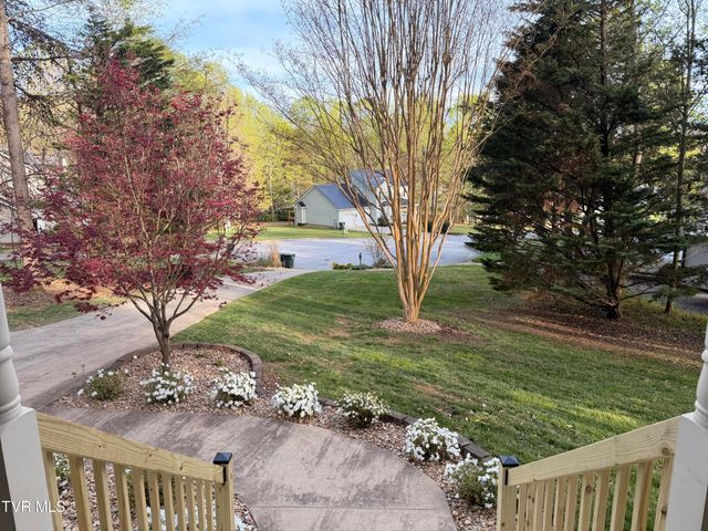 1049 Millway Court, Jonesborough, TN 37659