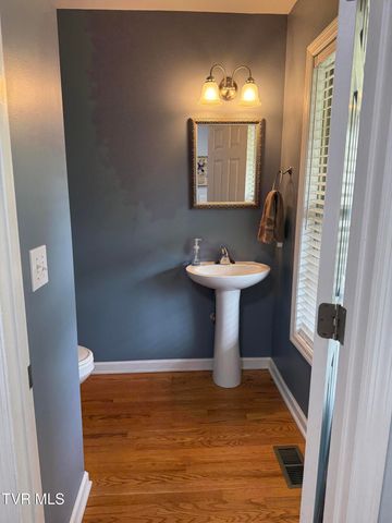 1049 Millway Court, Jonesborough, TN 37659