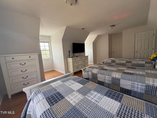 1049 Millway Court, Jonesborough, TN 37659