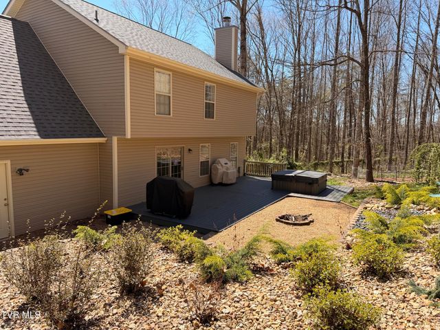 1049 Millway Court, Jonesborough, TN 37659