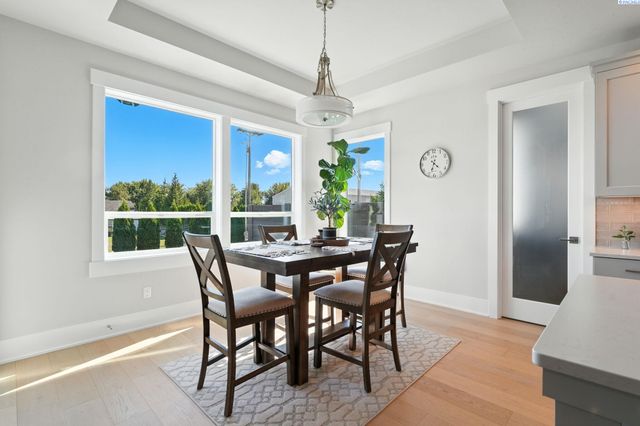 411 Epic St, Richland, WA 99352