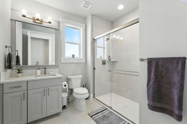 411 Epic St, Richland, WA 99352