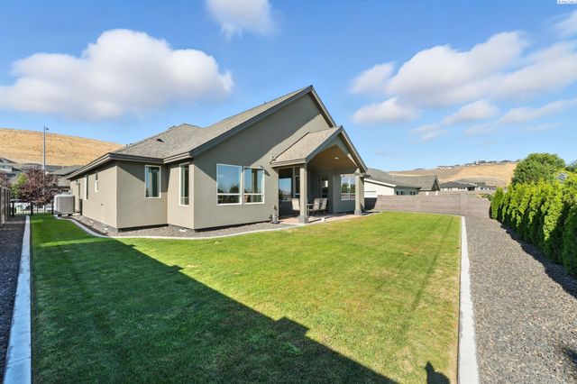 411 Epic St, Richland, WA 99352