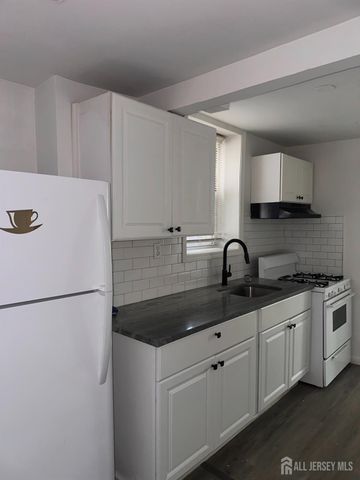 308 2nd Street 1, Elizabeth, NJ 07206
