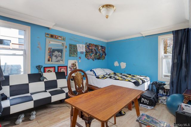 569 Peninsula Boulevard, Cedarhurst, NY 11516