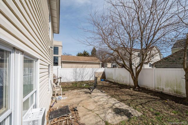 569 Peninsula Boulevard, Cedarhurst, NY 11516