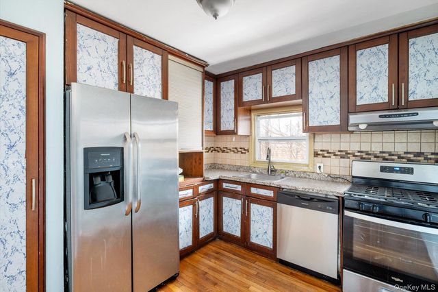 569 Peninsula Boulevard, Cedarhurst, NY 11516