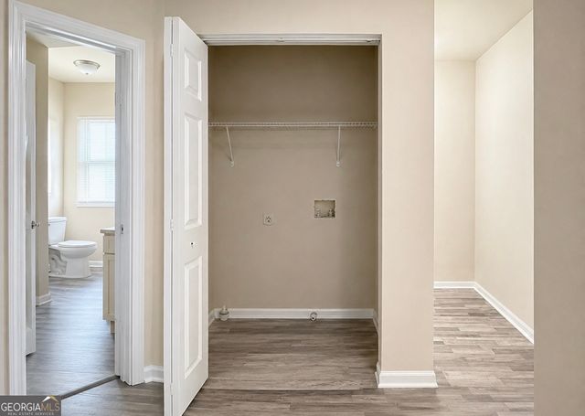 2001 Lois Place NW, Atlanta, GA 30318